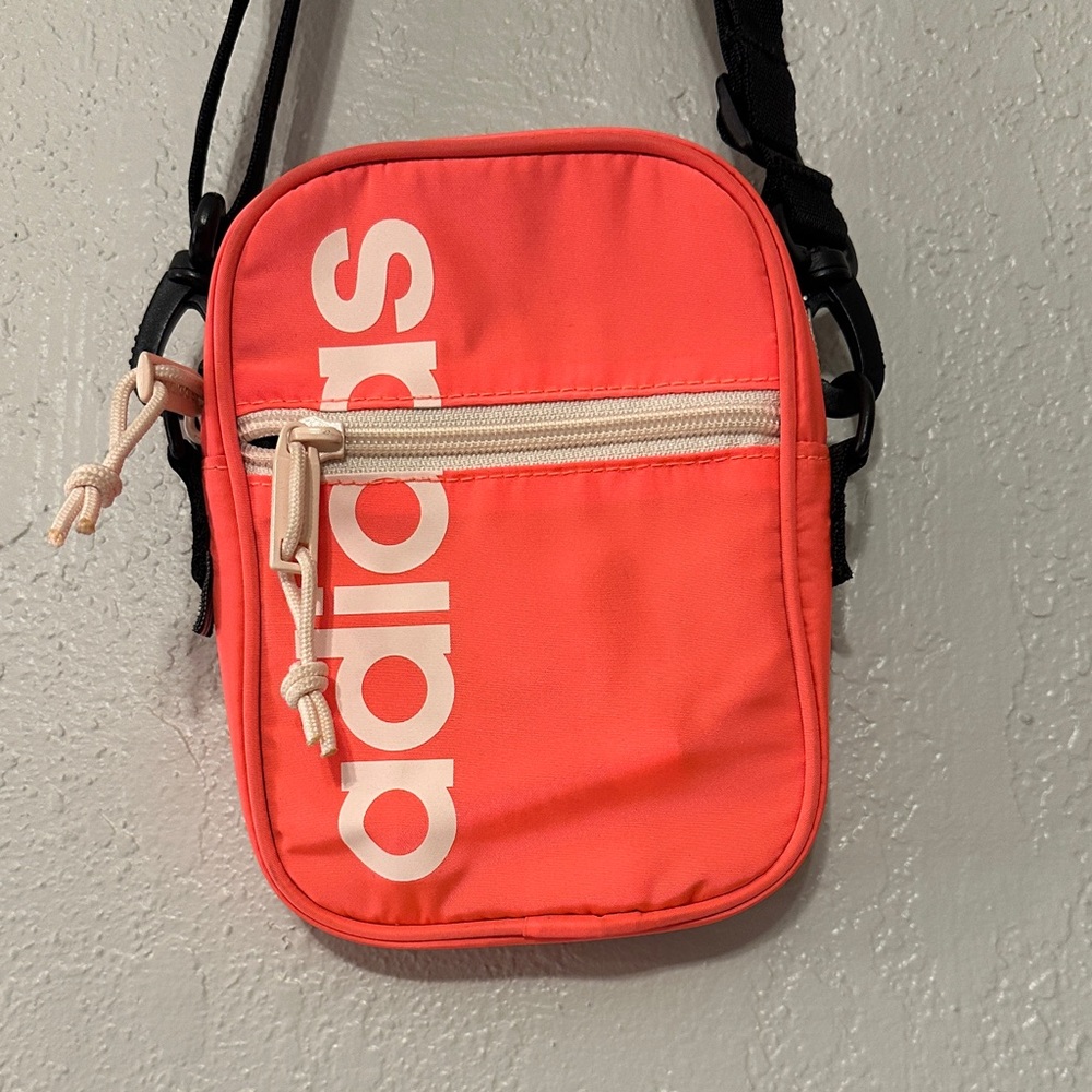 🧡 Adidas Bright Coral 🧡